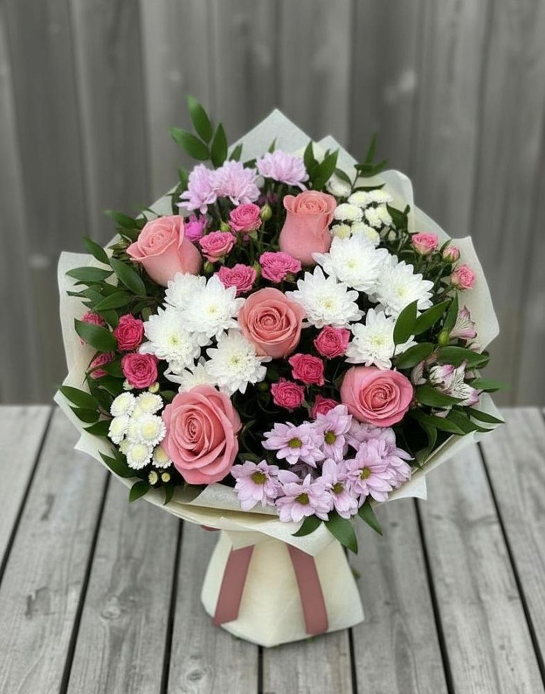 Букет цветов из: Альстромерии, Гвоздики, Розы и Хризантемы в Горном Новосибирской области