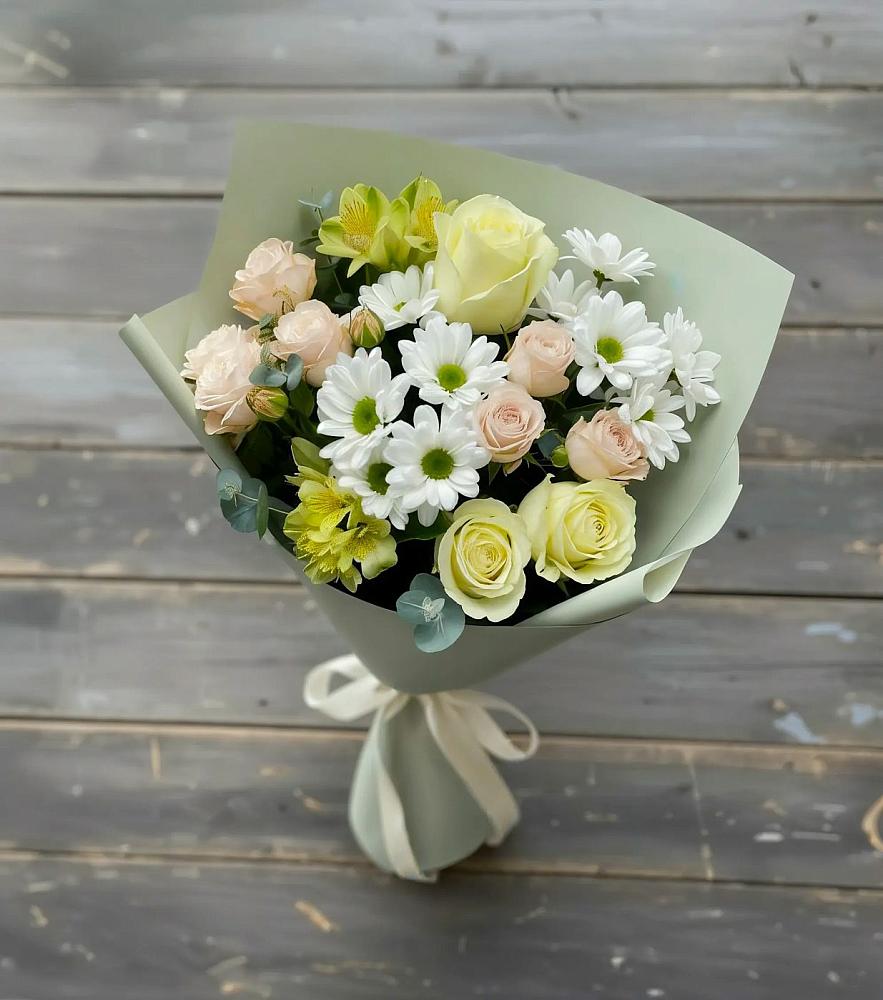 Букет цветов из: Альстромерии, Розы и Хризантемы в Горном Новосибирской области