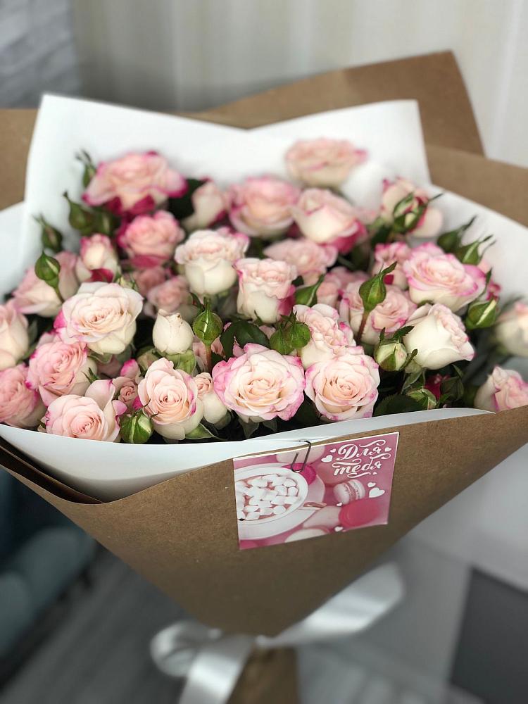 Букет цветов из: Розы в Горном Новосибирской области