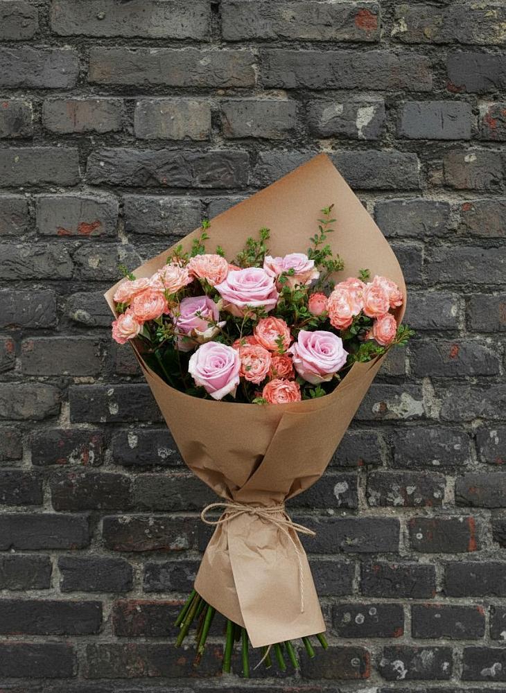 Букет цветов из: Розы в Горном Новосибирской области