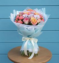 Букет цветов из:  Хризантемы и Розы в Горном Новосибирской области