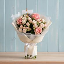 Букет цветов из:  Розы в Горном Новосибирской области