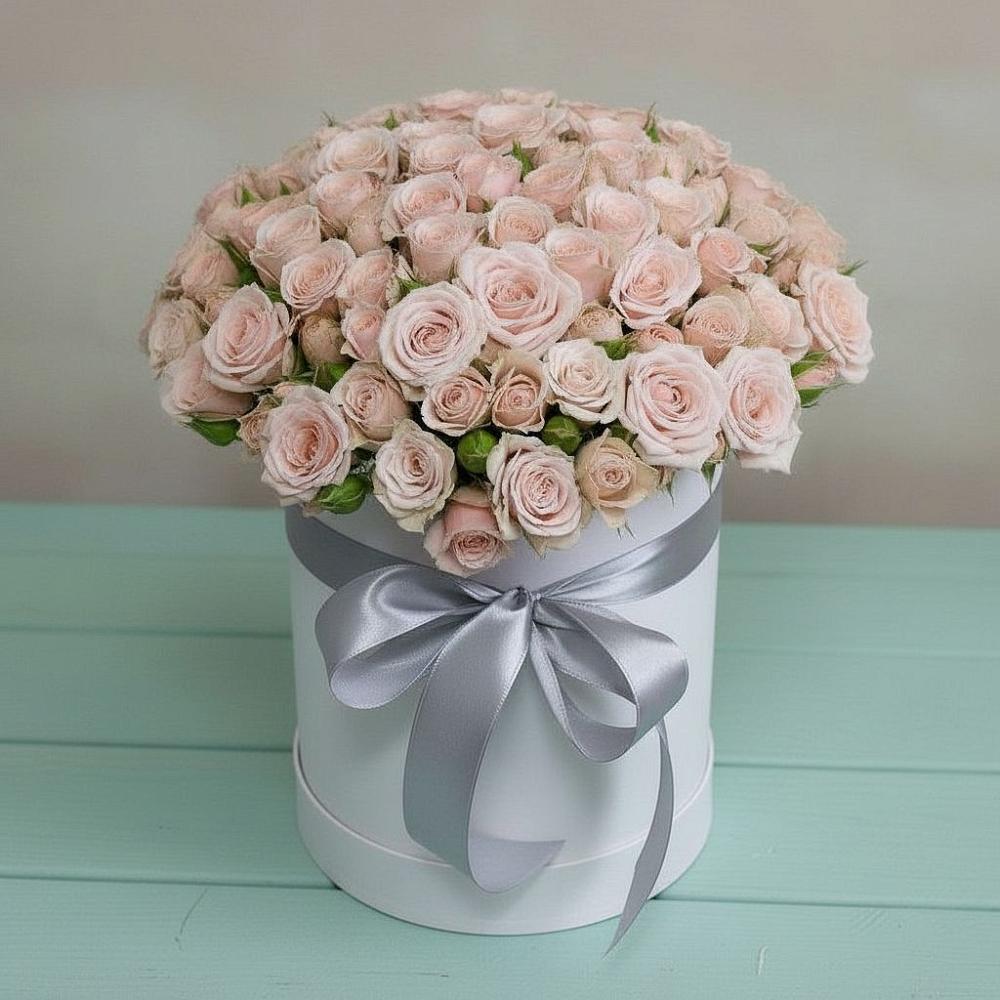 Цветочная композиция из Розы в шляпной коробке в Горном Новосибирской области